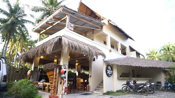 Haole Surf Hostel