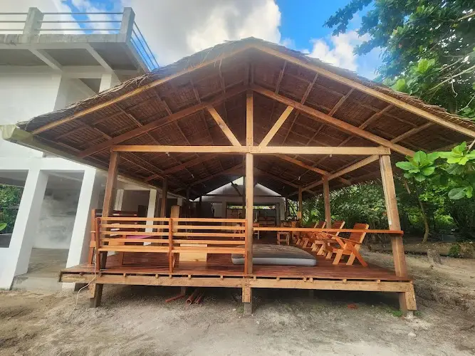 Sunset Surf Hostel Siargao